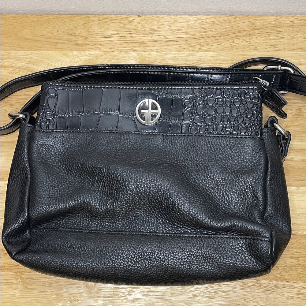 Black Textured Leather Shoulder Bag - Picture 5 of 7